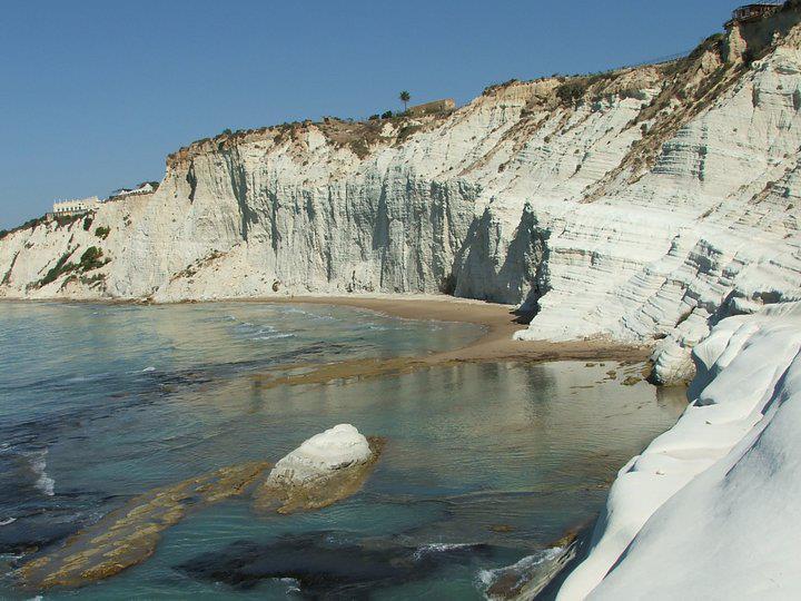 Un Tuffo Alla Scala Dei Turchi Realmonte Exterior foto